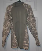 MASSIF Mountain Gear ACU Army Combat Shirt Top Camo USGI Military Size Large