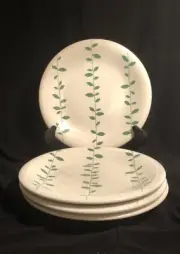 (4) La Primula 8” Italian Luncheon/Salad Plates Leaf & Vine Design