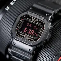 在飛比找PChome24h購物優惠-G-SHOCK 神秘暗黑經典潮流概念錶-黑-DW-5600M