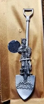 Wizard of Oz Figural Pewter Spoon Scarecrow MGM Grand Turner Land of Oz