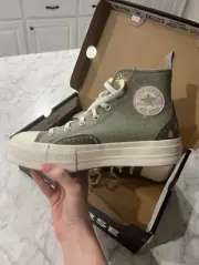NEW Converse Floral Green Autumn Embroidered High Top Converse Sz 9