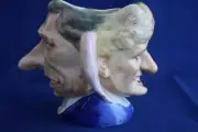 KEVIN FRANCIS SPITTING IMAGE CHARLES & DIANA DOUBLE-FACED JUG BRAND NEW & BOXED