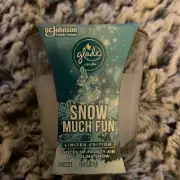 Glade Snow Much Fun Candle Limited Edition 2021 Glass Jar