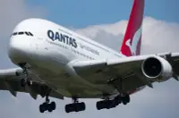 在飛比找Yahoo!奇摩拍賣優惠-**飛行夢想家**澳洲航空&空中巴士A380-800&1:2