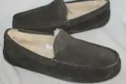 NIB UGG Mens ASCOT Suede Shearling Lined Slip On Moccasin Slippers GRAY