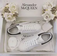 在飛比找Yahoo!奇摩拍賣優惠-［限時特價款］英國代購 Alexander McQueen 