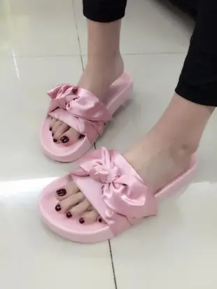 Washoes Puma x Fenty Rihanna Bow Slide 粉色 拖鞋 365774 03雷哈娜 現貨