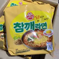 在飛比找蝦皮購物優惠-韓國不倒翁香辣芝麻麵4包入～裡面還有雞蛋塊喔
