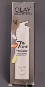 Olay Total Effects Anti-ageing 7in1 Featherweight Moisturiser Spf15, 50 Ml