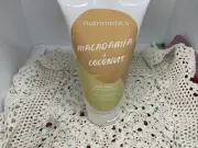 NUTRIMETICS MACADAMIA & COCONUT BODY WASH 75ML - NEW