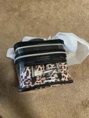 NEW VICTORIA'S SECRET 4 Piece Train Case Makeup Bag SET Leopard Print