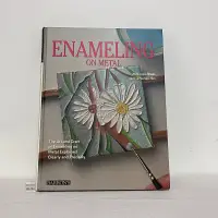 在飛比找蝦皮購物優惠-Enameling on Metal 琺瑯教學精裝書