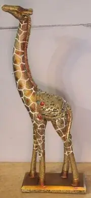 GIRAFFE AFRICA GOLD COLOR FIGURINE STATUE
