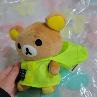 [中型玩偶] 拉拉熊 綠雨衣款