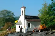 Piko G Scale 62059 Saint Ursula Chapel, Building Kit (G-Scale)