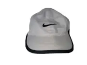 Nike Hat Cap Strapback White Adjustable Featherlight Dry Fit Runner Run NWT