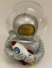 GLORIOUS HOME Co. Astronaut Statue Figure Spaceman Figurine Decor Kids