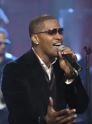 Musical guest Jamie Foxx performs on January 24 2006 TV Old Photo
