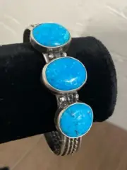7.5" NAVAJO STERLING SILVER TURQUOISE BRACELET, SIGNED H, 28G (WCP023243)