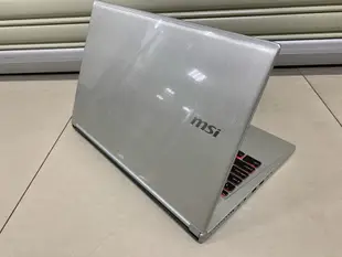 ☆【微星 MSI GS60 6QC 中古機 二手機 雙硬碟 頂級電競 I7 6700HQ 8G GTX960】