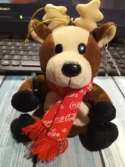 Coca Cola Bean Bag Plush Reindeer in Coca Cola Snowflake Scarf 1998. 6" sitting