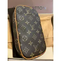 在飛比找蝦皮購物優惠-路易威登 Louis Vuitton M51870LV男士單