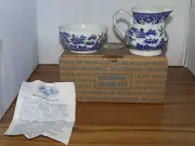 CHURCHILL OF ENGLAND CLASSIC BLUE WILLOW CREAMER + SUGAR BOWL WITH LID NEW NOS!