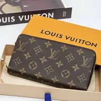 在飛比找蝦皮商城精選優惠-【哈極品】全新品《Louis Vuitton LV 字紋 ㄇ