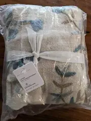 POTTERY BARN Liana Crewel Embroidered Cotton/Linen Table Throw-NWT