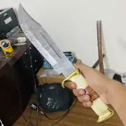 18’’ HANDMADE BOWIE KNIFE WITH SHEATH, LEATHER WITH HORN HANDLE, DAMASCUS BLADE