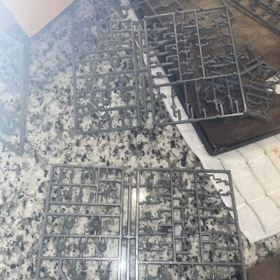 Games Workshop Miniatures Unused Trays Of Miniature Parts 25 Trays