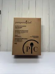 Pampered Chef 5 1/4 Cup Leakproof Glass Container Lock Lid #1203 New In Box