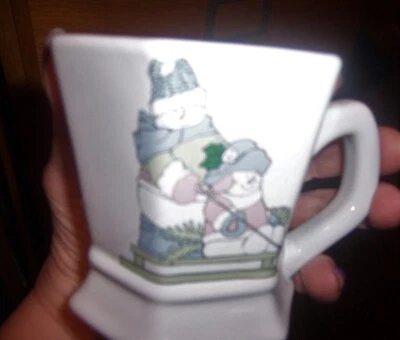 NIB WORLD LINK GROUP Set of Four Octagon Shape Ceramic SNOWMEN Mugs