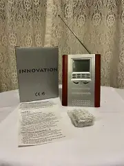 Exclusive Multifunction Clock, Calendar And Rádio Daimler Chrysler.