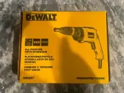DEWALT DW257 ELECTRIC DRYWALL DECK SCREW DRIVER DRILL TOOL 120 V 6 AMP VSR