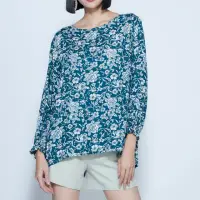 在飛比找momo購物網優惠-【Wonderland】日本爆款蠶絲感精品長袖縮口上衣(5色