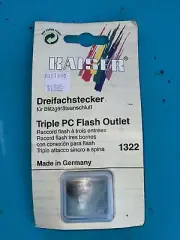 Kaiser Male to Triple Female Adaptor Allows PC Socket to Trigger 3 Flashes 1322