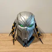 3D-Printed Predator Spawn Helmet – Hand-Painted, LED Eyes, Display Stand