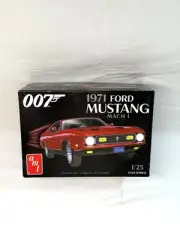 AMT James Bond 007 1971 Ford Mustang Mach I 1:25 Plastic Model Car Kit 1187 READ