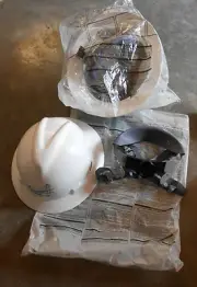 V GARD #JL82 White Full Brim Hard Hats (Qty-2) (O-6)