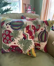 Sally Eckman Roberts Peking Handicrafts Christmas Ornaments Hand Hook Pillow