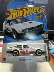 HOT WHEELS CAR ON CARD