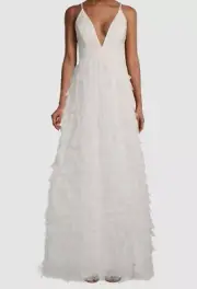 $395 Aidan Mattox Women's White Plunging Tiered Feathered Gown Dress Size 12