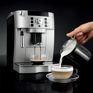 "議價訂價再享88折優惠+送2磅義式咖啡豆" 迪朗奇全自動咖啡機. 風雅型 ECAM 22.110.SB