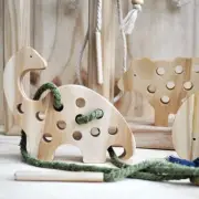 Threading toys-Lacing animals