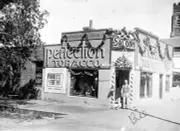 Ballarat Victoria 1938 - A tobacconist 's shop & barber's saloon d- Old Photo