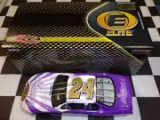 Jeff Gordon #24 Foundation 2001 Monte Carlo 1:24 scale NASCAR Action ELITE