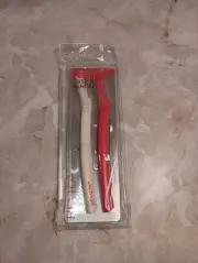 Revlon Face Defuzzer #00047 Removes Peach Fuzz & Smooths Skin 2 blades