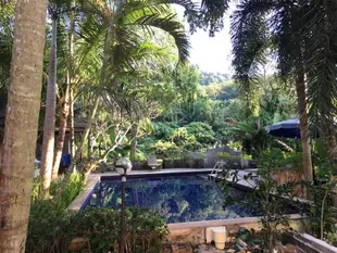 普吉卡尼塔花園飯店Kanita Garden @Phuket