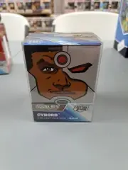 Ultimate Guard Squaroes DC Justice League Cyborg Collectible Box